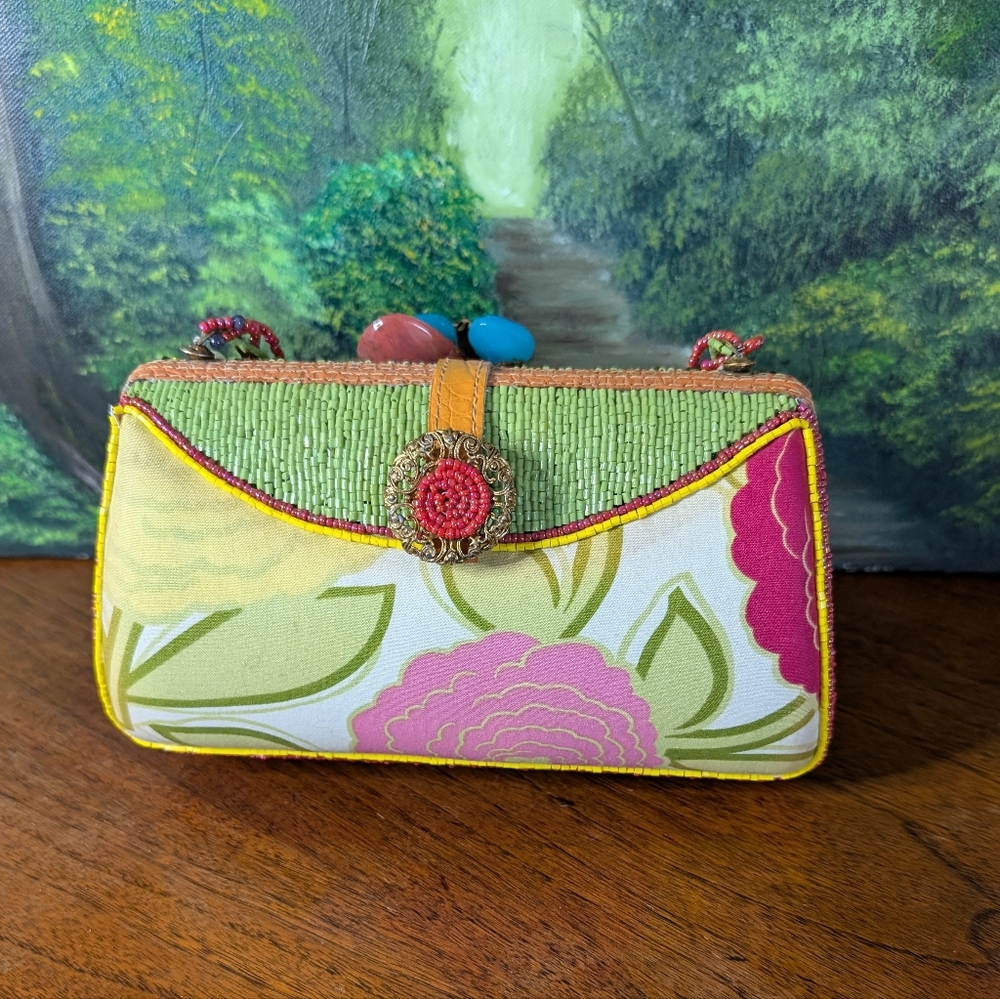 Mary Frances beaded Purse With Duster - Picture 5 of 15